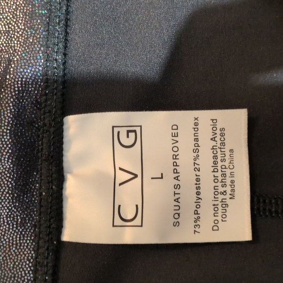 SOLD - CVG Bike Shorts Sz L Oil Slick Gleam Squats Approved 7" Inseam - Picture 3 of 4